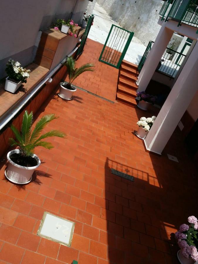 B&B Casa Vacanza Cioffi Vico Equense Luaran gambar